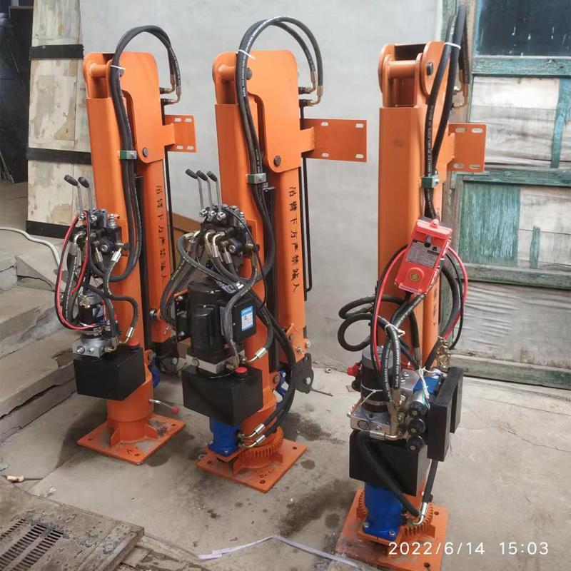 通霄镇重汽蓝牌随车吊 3.2吨 国六动力强 液压驱动 农用自卸起重机